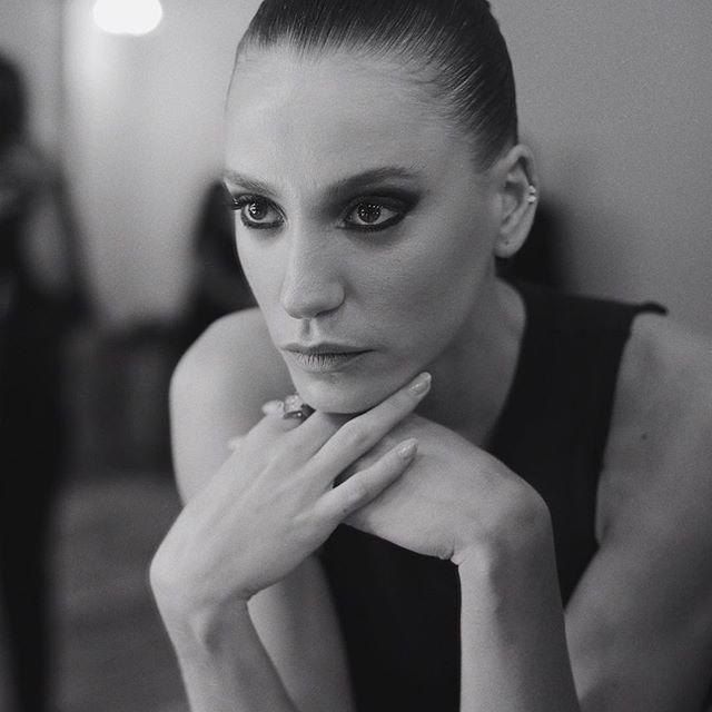 Kerem Bürsin'den Ayrılan Serenay Sarıkaya, Yeni Aşk İddialarına Cevap Verdi