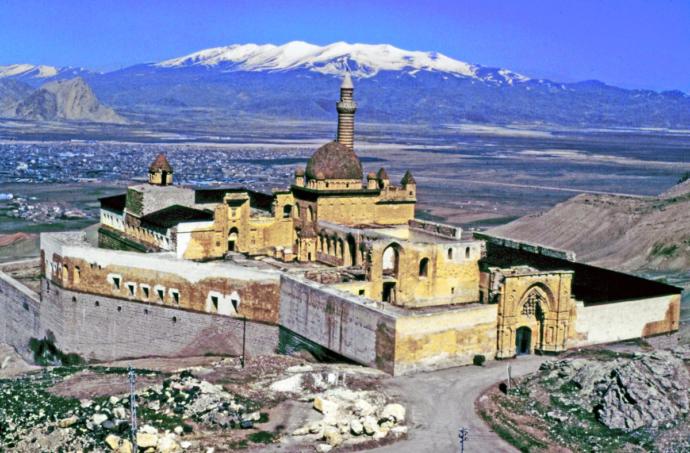 Zarafetin Adı: Türkiye'nin Görülesi Sarayları