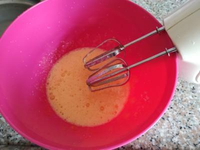 Yedikçe Yemek İsteyeceğiniz, Tarifi Tamamen Bana Ait Olan Bir Tatlı: Çilekli Prenses Emira Tatlısı