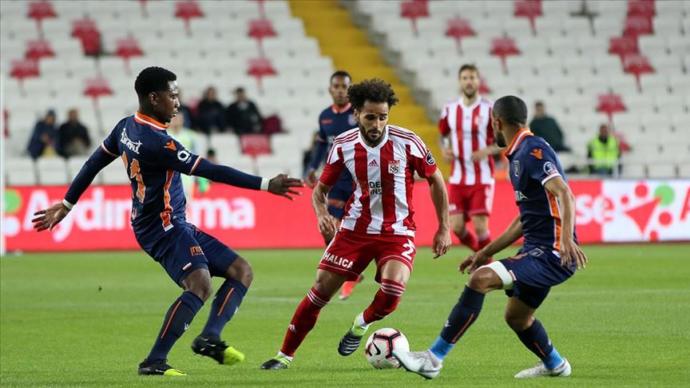 Başakşehir'e Bir Darbe de Sivasspor'dan (0-0)