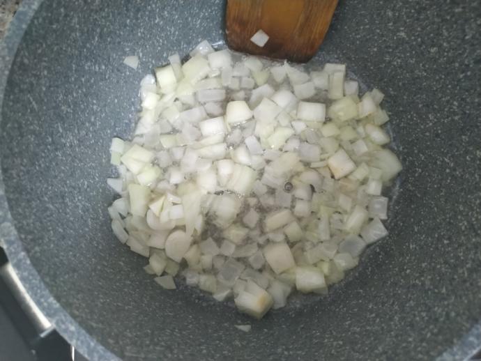Sulu Yemeklerin Yanında Olmazsa Olmaz Bir Lezzet: Nohutlu Bulgur Pilavı
