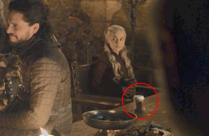 Sosyal Medya Bunu Konuşuyor: Game of Thrones'taki 'Starbucks Bardağı'