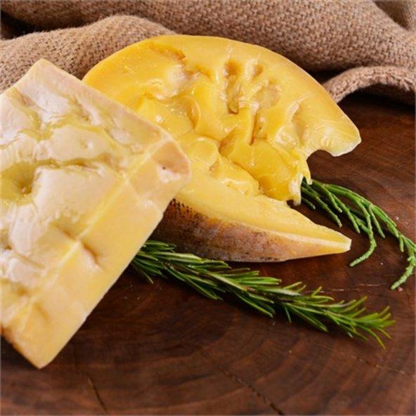 Kars Gravyer Peyniri 1 Kg İyi, Temiz Ve Adil Gıda