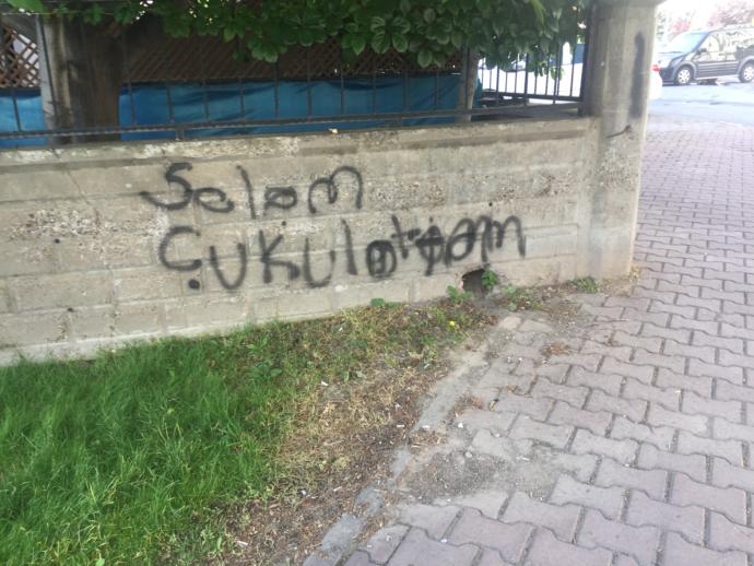 Hoşlandığınız Erkeğin Attığı İlk Mesaj Nasıl Olmalı?