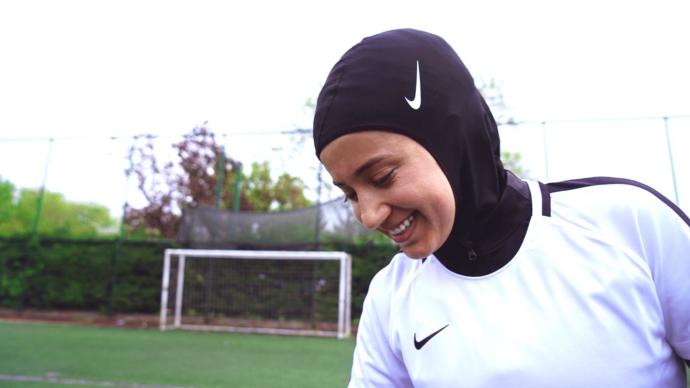 Türk Futbolunun Geleceği Kadında: Kadın Futbolunda Kendi Hikayesini Yazan Mizgin’le Tanışın
