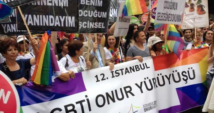 LGBT Bireyleri Neden Kötüleniyor?