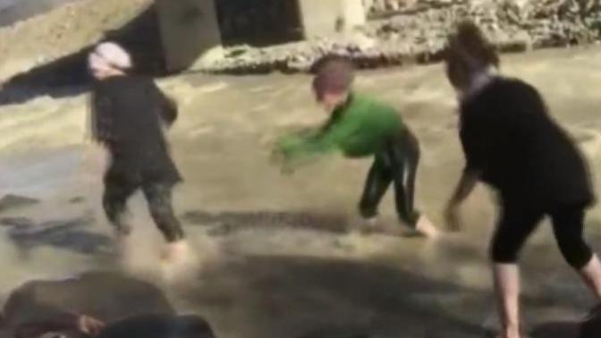 Bingöl'de Dereye Düşerek Hayatlarını Kaybeden İki Genç Kızın Son Anları!