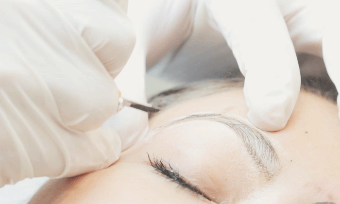 Kaşlarınıza Dinamizm Kazandıracak Bir Dokunuş: Microblading!