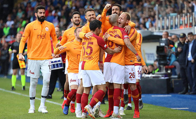 Galatasaray, Rizespor Karşısında 3 Puanı 90+7'de Attığı Golle Aldı (Maç Özeti)