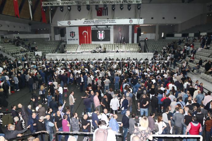 Fikret Orman 5. Kez Beşiktaş'ın Başkanı Oldu