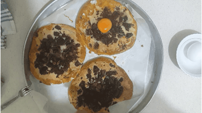 İftar Sofranız İçin Hamuru Çıtır, Kokusu Mis Kavurmalı Ve Yumurtalı Pide!