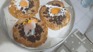 İftar Sofranız İçin Hamuru Çıtır, Kokusu Mis Kavurmalı Ve Yumurtalı Pide!
