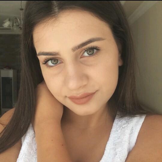 Özgecan Aslan'ı Unuttuk mu? 4 Yıl Önce Kaybettiğimiz Meleğimiz!