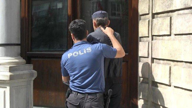 Maçka Parkı'ndaki Eski Türk Devletlerinin Kurucularının Büstlerini Baltayla Parçalamaya Çalıştı