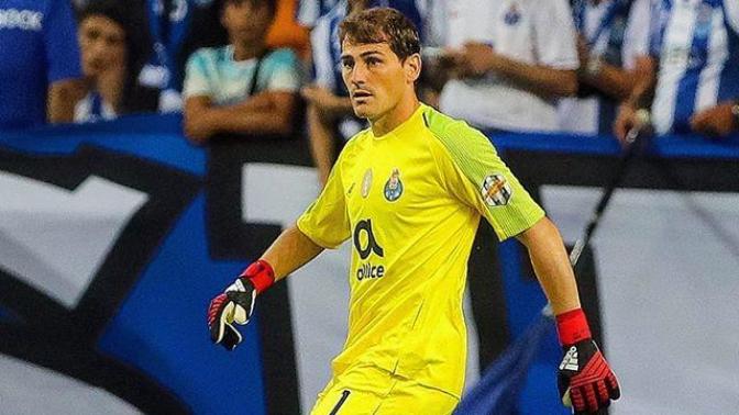 Iker Casillas Aktif Futbol Hayatını Noktaladığını Açıkladı (Kalp Krizi Geçirmişti)