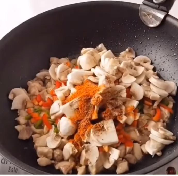 İsterseniz Sahurda, İsterseniz de İftarda Yiyebileceğiniz Bir Lezzet: Ekmek Kebabı