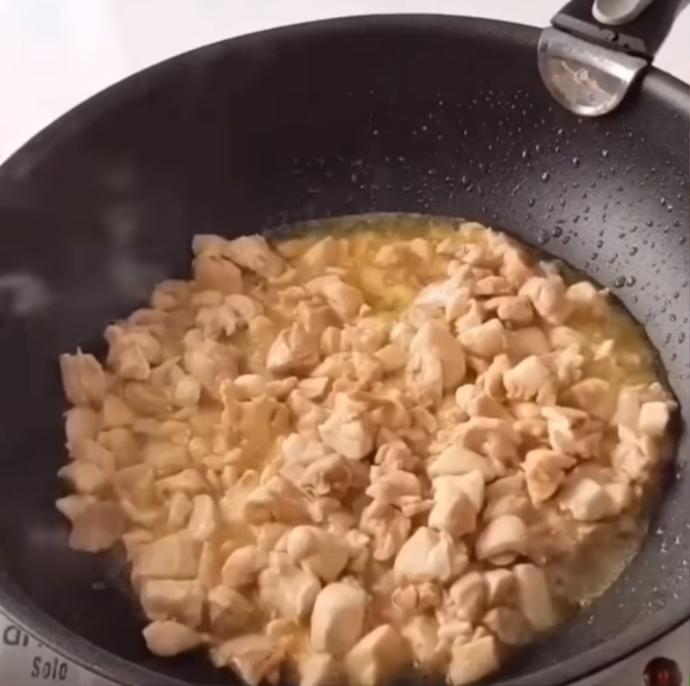 İsterseniz Sahurda, İsterseniz de İftarda Yiyebileceğiniz Bir Lezzet: Ekmek Kebabı