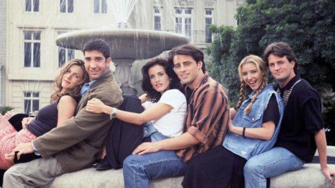 Fanlar Buraya, Günlük "Friends" Dozu Alarmı: Courteney Cox'un Keyifli Paylaşımını İnceliyoruz!