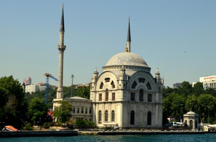 Bir Ramazan Gecesi Peşi Sıra Ziyaret Edebileceğiniz İstanbul'un En Güzel Camileri