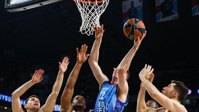 Anadolu Efes-CSKA Moskova Finali Ne Zaman, Saat Kaçta, Hangi Kanalda? (THY EuroLeague)