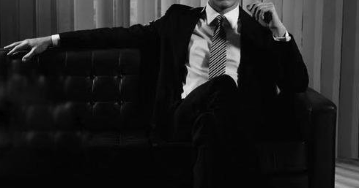 Смысл названия рассказа господин из сан-франциско. Демотиваторы про полицию. Современный раб. Хорошо господин. Господин с что это такое.