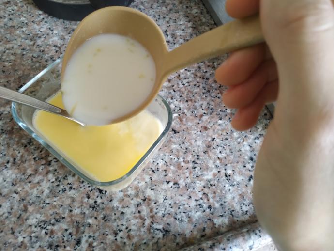 Süt ve Pirincin En Güzel ve En Tatlı Hali: Üstü Nar Gibi Kızarmış Fırında Limonlu Sütlaç Tarifi