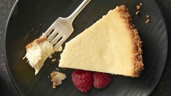 En Kolay Haliyle Cheesecake Yapımı