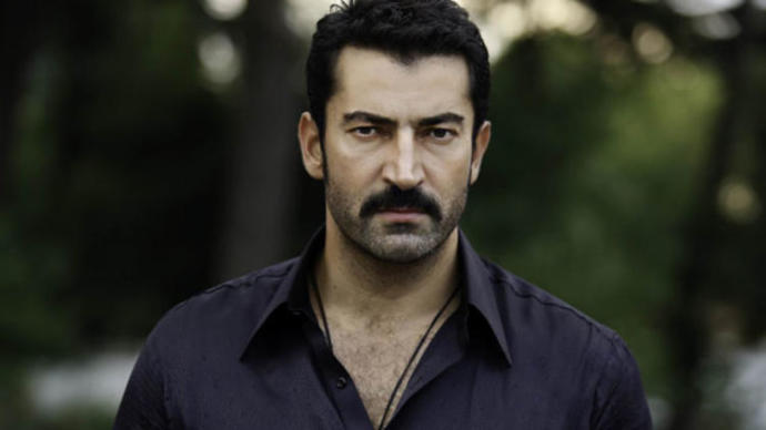 Kızların Esmer Erkek Tercih Etmesinin 8 Nedeni