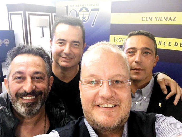 Metin Şen, Fenerbahçe Yönetim Kurulu Üyeliğinden İstifa Ettiğini Duyurdu