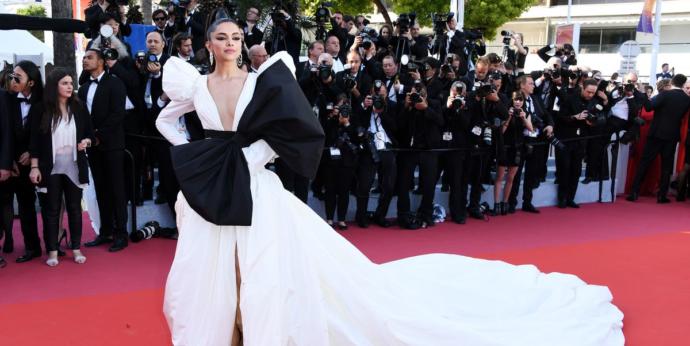 Giydikleri Kıyafetle Cannes Film Festivali'nin Tozunu Attıran 5 Ünlü!
