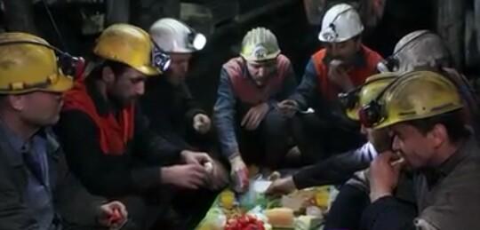 Türkiye'de Zengin Ve Fakirlerin Arasındaki Yaşam Farkı!