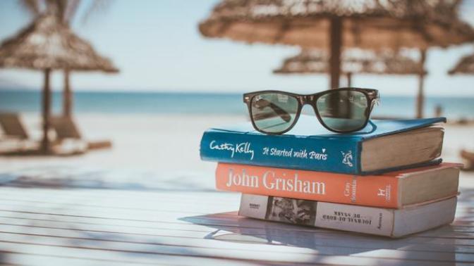 Kitapseverlerin Evlerinde Kullanabilecekleri Birbirinden Şık Kitap Tutucu Modelleri