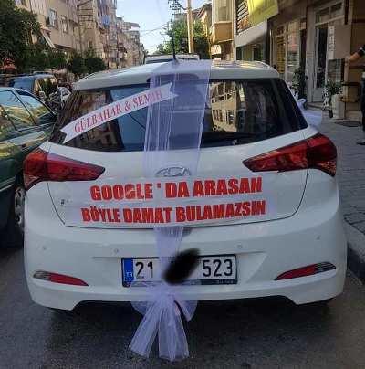 Mutluluğunu Gelin Arabalarına Yansıtan 12 Çılgın Damat