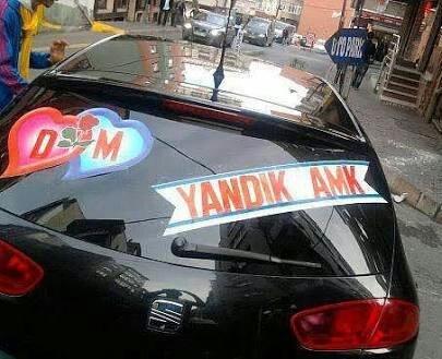 Mutluluğunu Gelin Arabalarına Yansıtan 12 Çılgın Damat