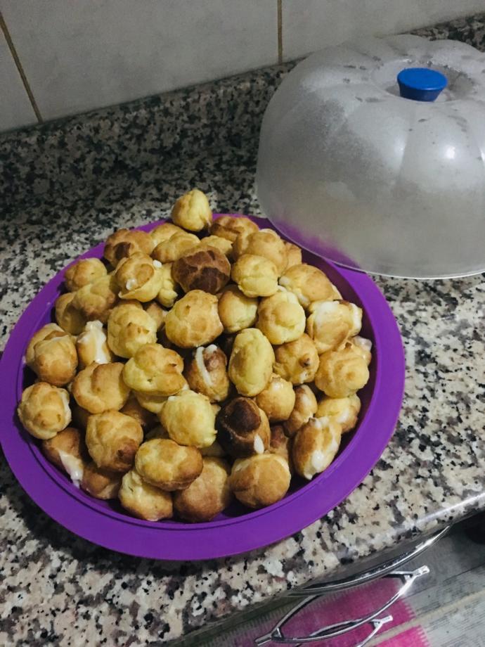 En Güzel Bayram Tatlısı: Çikolata Soslu Ve İçi Harika Kremalı Çıtır Profiterol! 😋