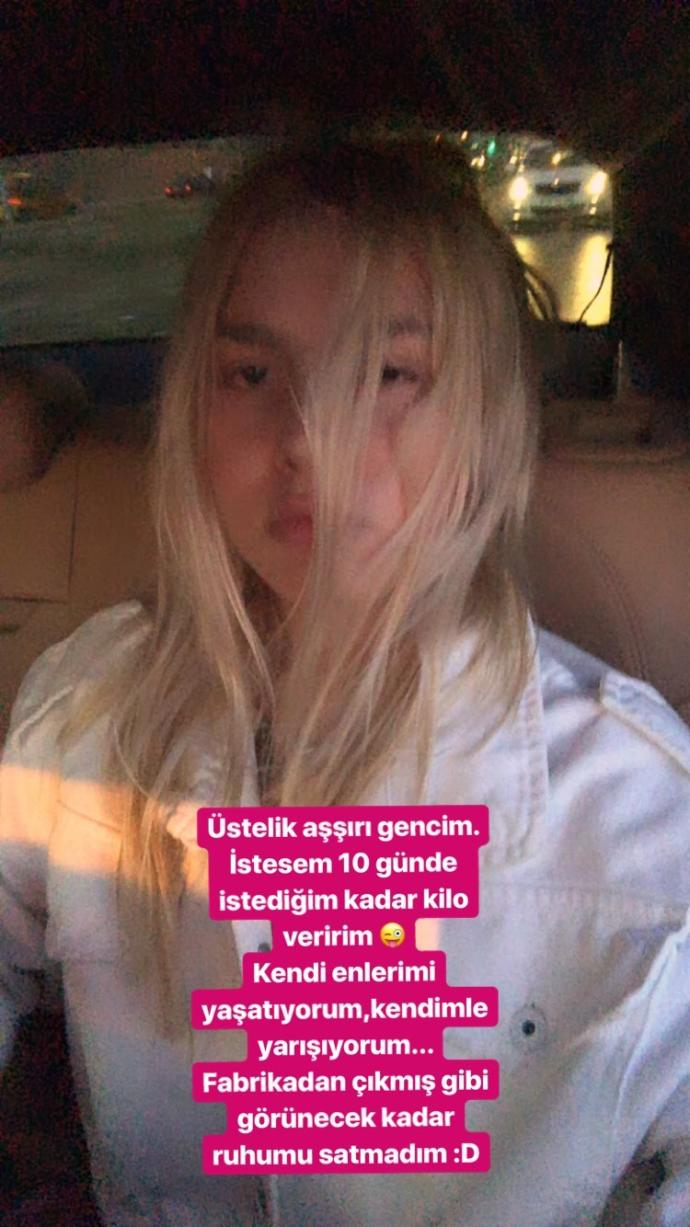Bikini ile Görüntülenen Aleyna Tilki: Ben Zayıf Ya Da Kilolu Değilim Yanımdakiler Küçük