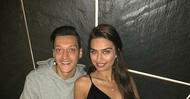 Mesut Özil - Amine Gülşe
