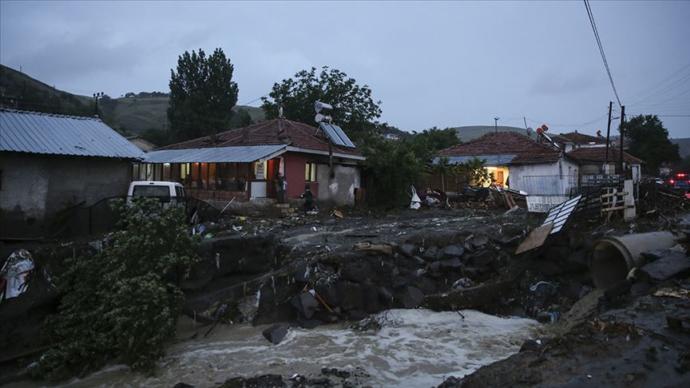 Valilik, Ankara'da Meydana Gelen Sel Felaketinde 3 Kişinin Hayatını Kaybettiğini Açıkladı