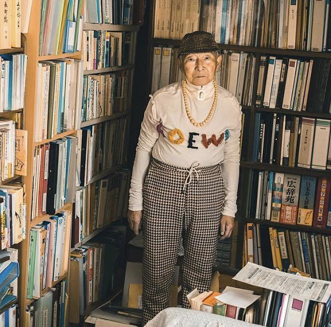 İyi Giyinmenin Yaşı Yok: Moda İkonu Tetsuya Dededen Stil İlhamı!