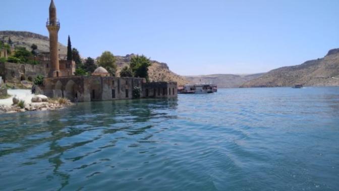 Tarih ve Doğanın Birleştiği Gizemli Şehir: Şanlıurfa
