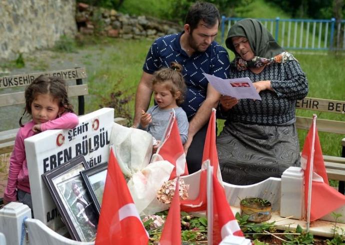 2017'de Şehit Olan Eren Bülbül Adına Karne Düzenlendi