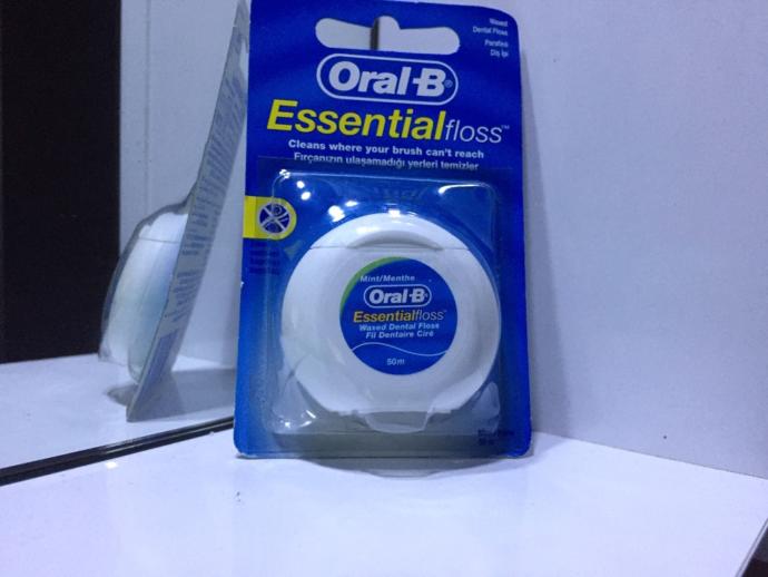 Oral-B Essential Floss Mint Diş İpi 50 m