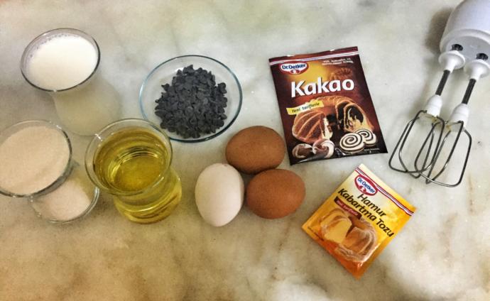Ağızda Dağılan Yumuşacık “Porsiyonluk Çikolatalı Kek” Tarifi!