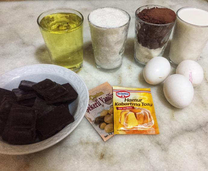 Bugüne Kadar Yediklerinizi Unutun! “Bomba Brownie” Tarifi!
