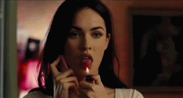 Gelmiş Geçmiş En Seksi Kadın Vampirler