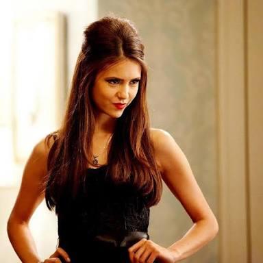 Gelmiş Geçmiş En Seksi Kadın Vampirler