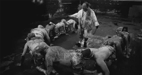 Sıra Dışı Korkunç Bir Fantezi: The Human Centipede