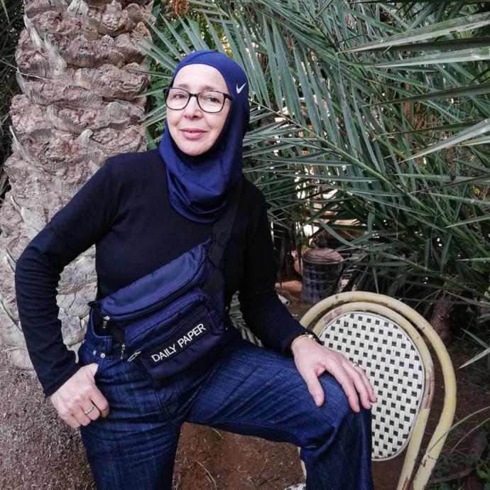 Onu Gören Aynı Şeyi Söylüyor: Teyzeye Bak Teyzeye! Faslı Meryem Slimani 66 Yaşındaki Annesini Moda İkonu Yaptı