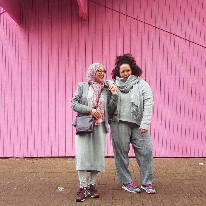 Onu Gören Aynı Şeyi Söylüyor: Teyzeye Bak Teyzeye! Faslı Meryem Slimani 66 Yaşındaki Annesini Moda İkonu Yaptı