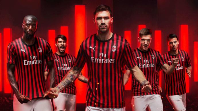 Futbolseverlerin Merakla Beklediği Birbirinden Şık Tasarımlarıyla: Türkiye ve Avrupa'nın Öne Çıkan 2019 - 2020 Sezonu Formaları!